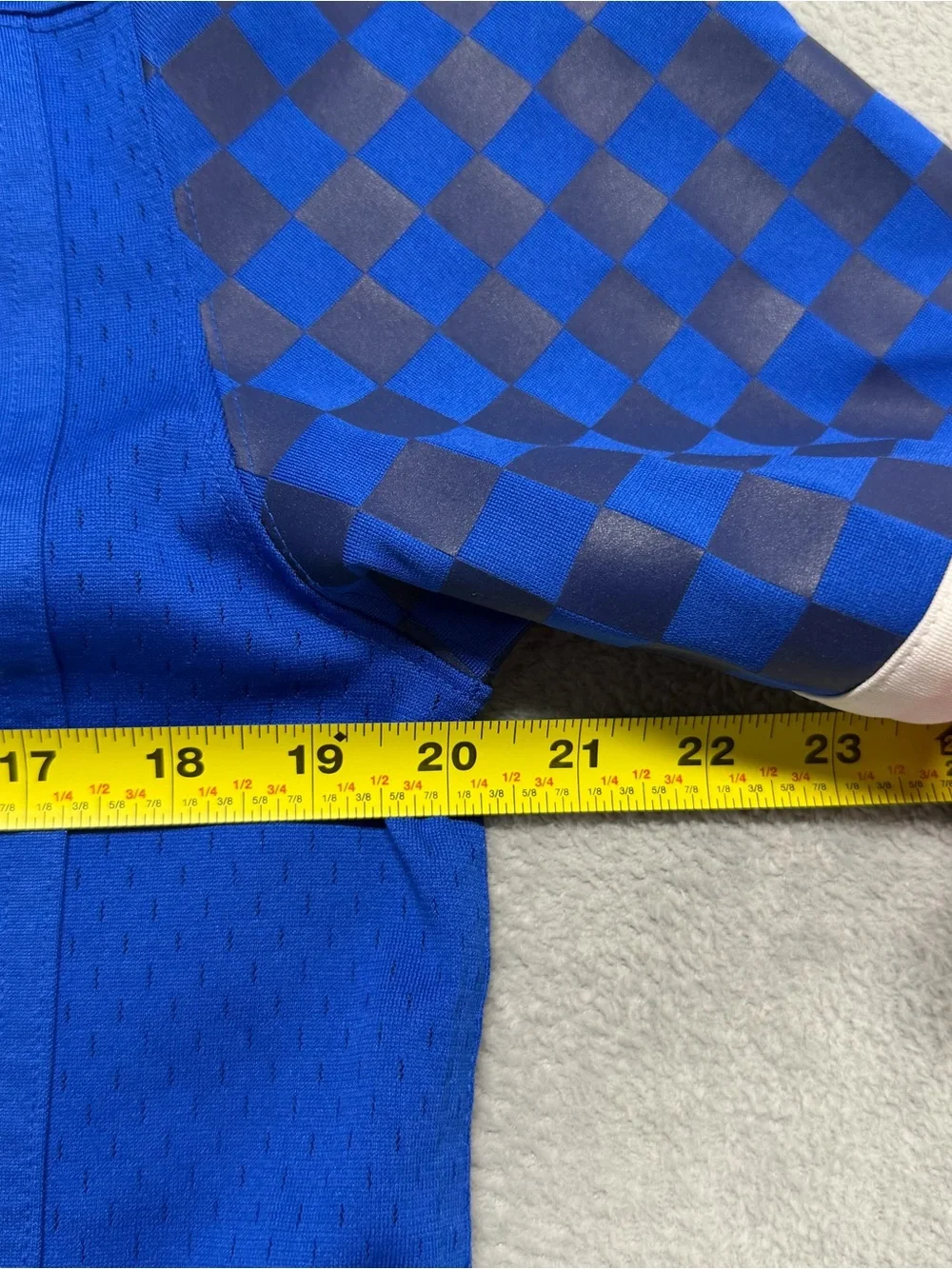 Nike Youth Boys XL Kentucky Wildcats Football Jersey Blue Checkered